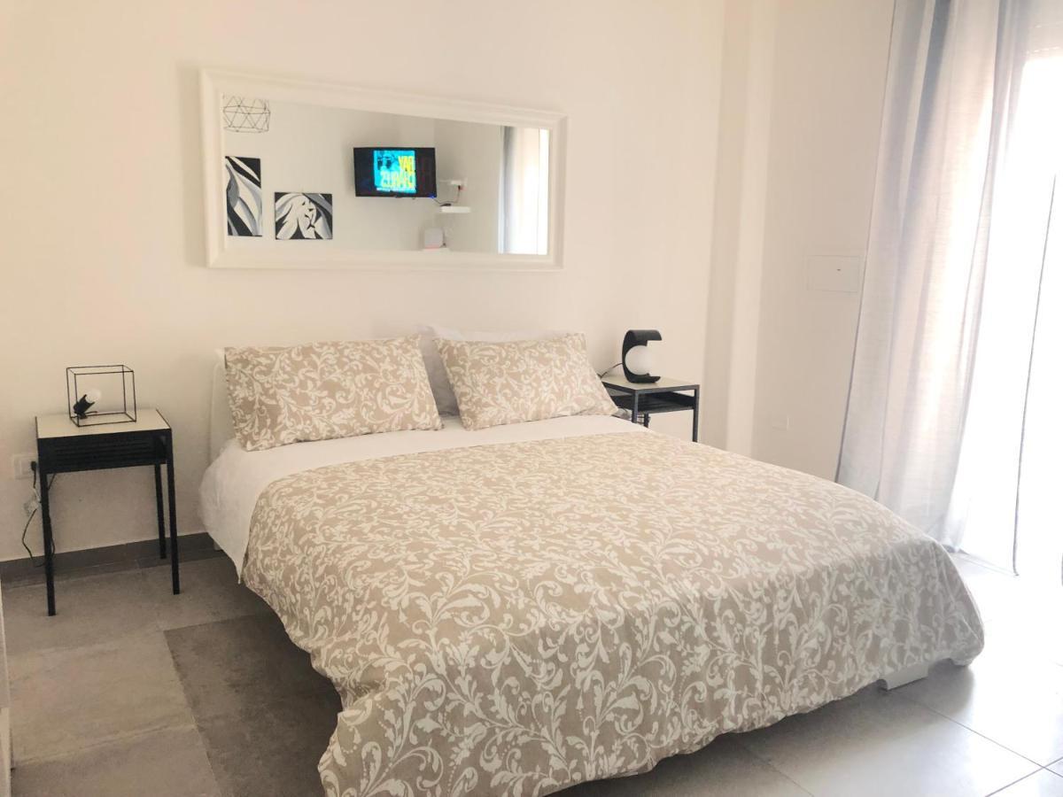 21 Holiday House Appartement Salerno Buitenkant foto